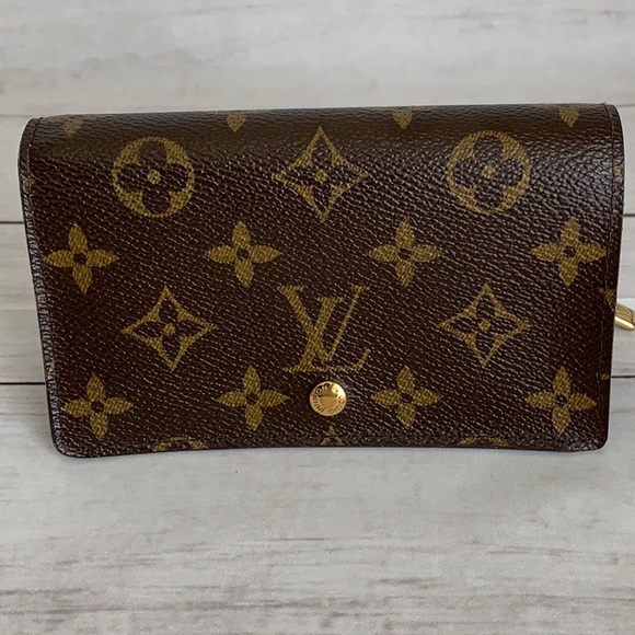 Louis Vuitton Handbags - LOUIS VUITTON Monogram Porte Monnaie Tressor
